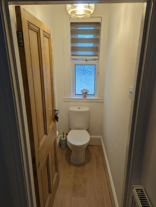 Spacious First Floor Family Flat, Sea View Torquay Kültér fotó