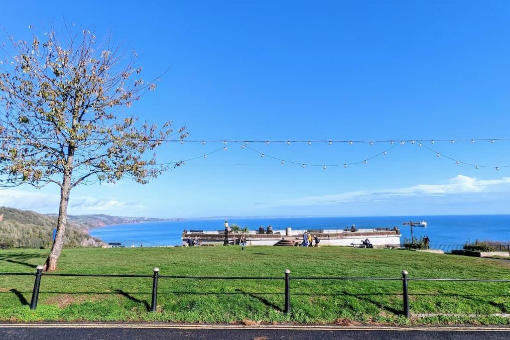 Spacious First Floor Family Flat, Sea View Torquay Kültér fotó